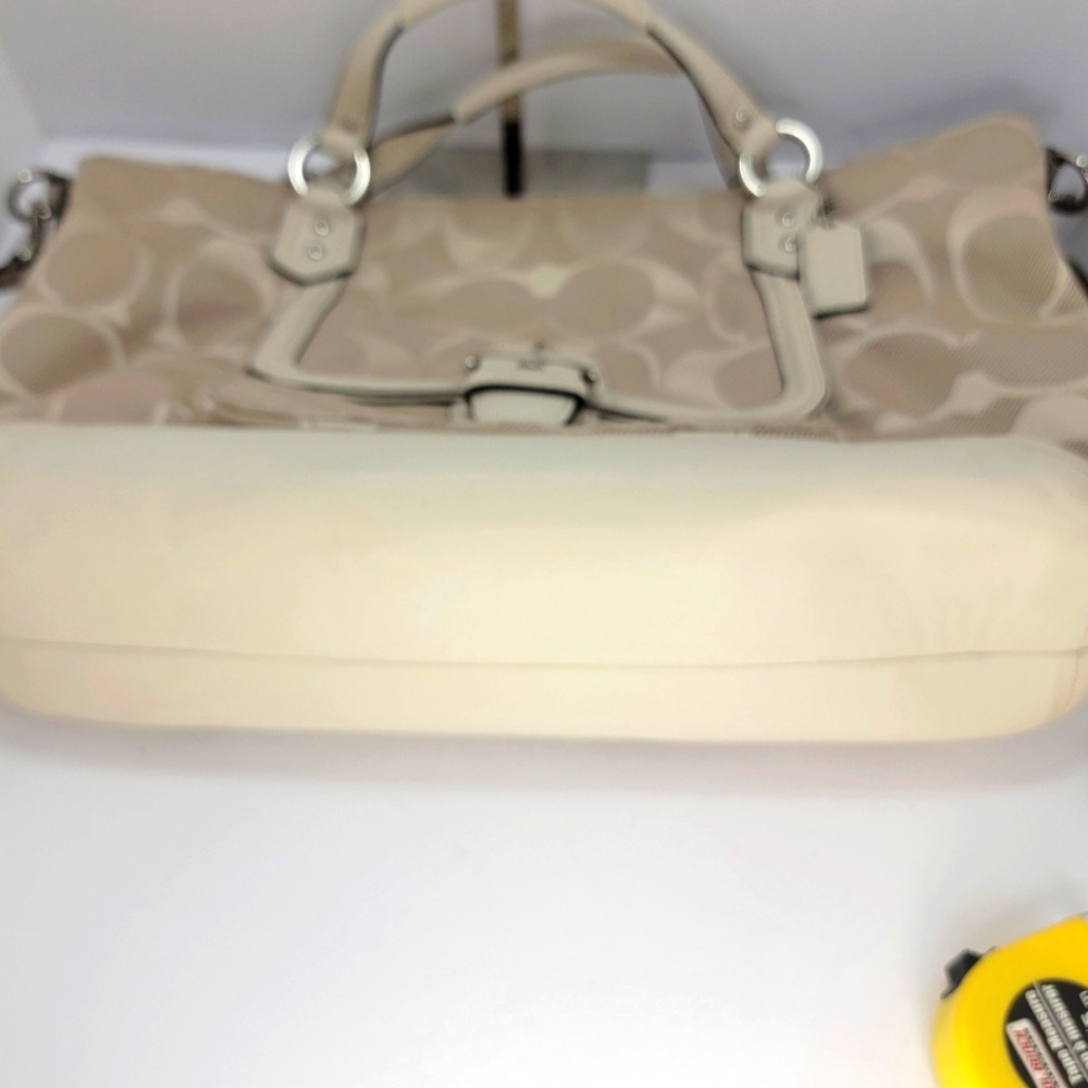 FLAWLESS Coach Campbell Signature Izzy Ivory Hand/Shoulder Bag P40 - Picture 4 of 8